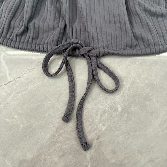 Women’s Collusion Bandeau Crop Top Spaghetti Strap Tie Front Size 6 - Picture 2 of 13